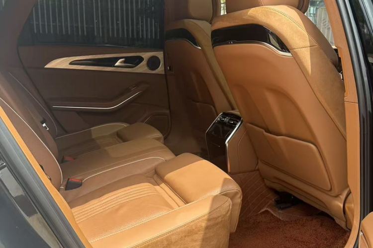 Used Hongqi H9 2020 Revised Version 2.0T Smart Connect Flagship Edition Interior 3