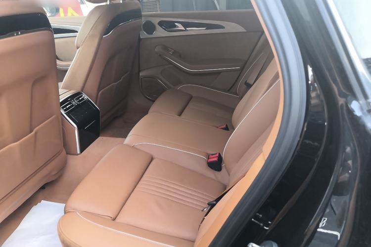 Used Hongqi H9 2020 2.0T Smart Connect Flagship Edition Interior 4