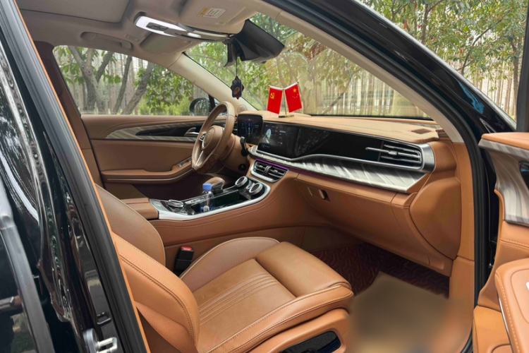 Used Hongqi H9 2020 2.0T Smart Connect Flagship Edition Interior 5