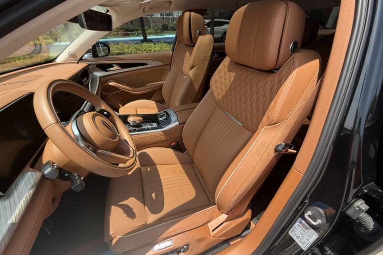 Used Hongqi H9 2020 2.0T Smart Connect Flagship Edition Interior 7