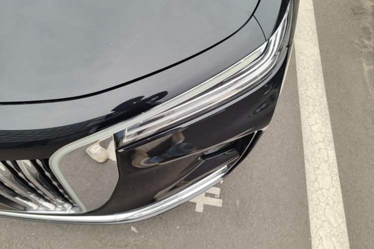 Used Hongqi H9 2020 2.0T Smart Connect Flagship Edition Left Front Headlight