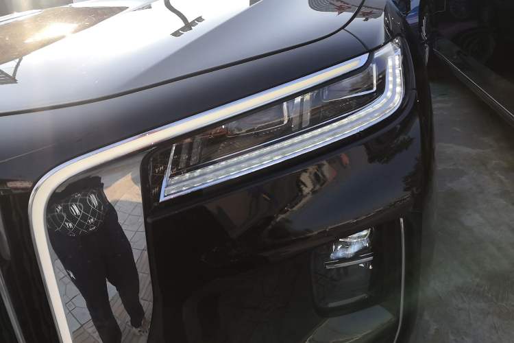 Used Hongqi H9 2020 2.0T Smart Connect Flagship Edition Left Front Headlight