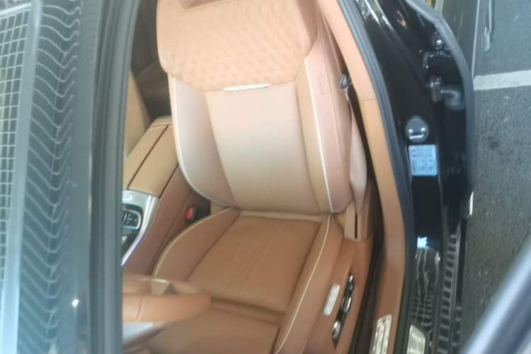 Used Hongqi H9 2020 Revised Version 2.0T Smart Connect Flagship Edition Left Front Seat