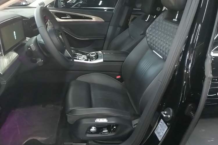 Used Hongqi H9 2020 Revised Version 2.0T Smart Connect Flagship Edition Left Front Seat