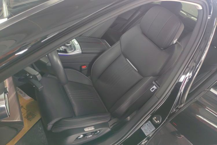 Used Hongqi H9 2020 2.0T Smart Connect Flagship Edition Left Front Seat