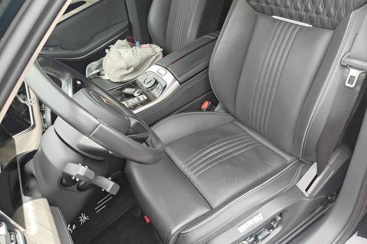 Used Hongqi H9 2020 2.0T Smart Connect Flagship Edition Left Front Seat