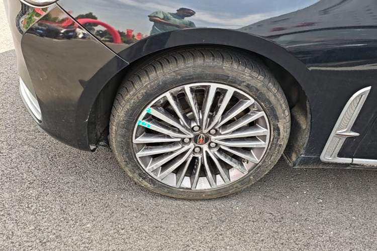 Used Hongqi H9 2020 2.0T Smart Connect Flagship Edition Left Front Wheel Hub