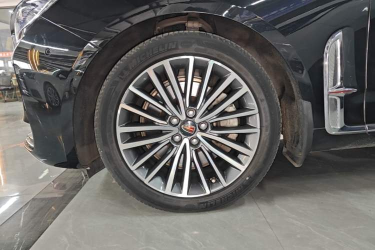 Used Hongqi H9 2020 2.0T Smart Connect Flagship Edition Left Front Wheel Hub