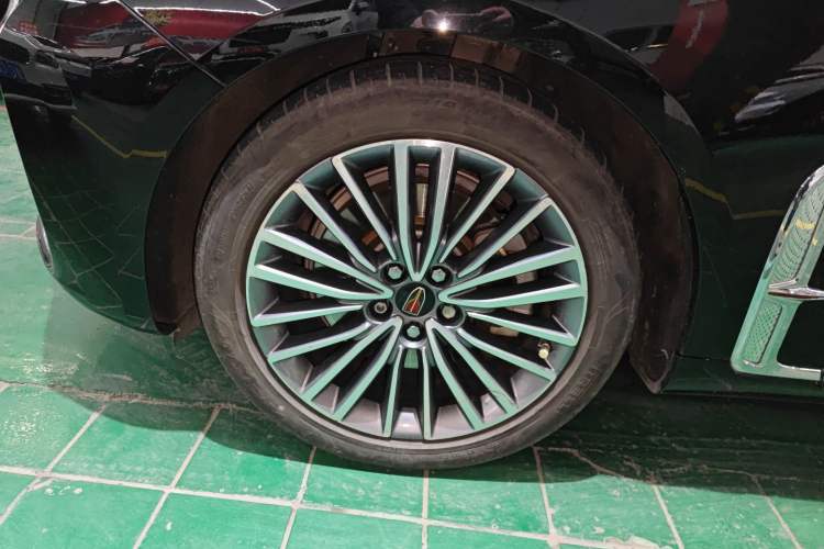 Used Hongqi H9 2020 2.0T Smart Connect Flagship Edition Left Front Wheel Hub