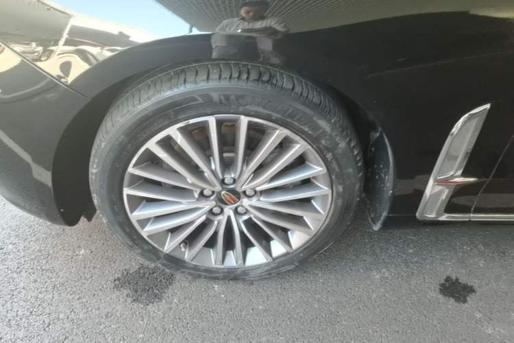 Used Hongqi H9 2020 Revised Version 2.0T Smart Connect Flagship Edition Left Front Wheel Hub