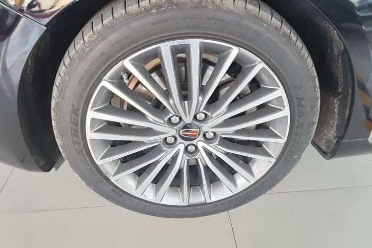 Used Hongqi H9 2020 3.0T Smart Connect Flagship Edition Left Front Wheel Hub