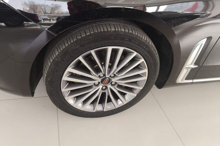 Used Hongqi H9 2020 2.0T Smart Connect Flagship Edition Left Front Wheel Hub