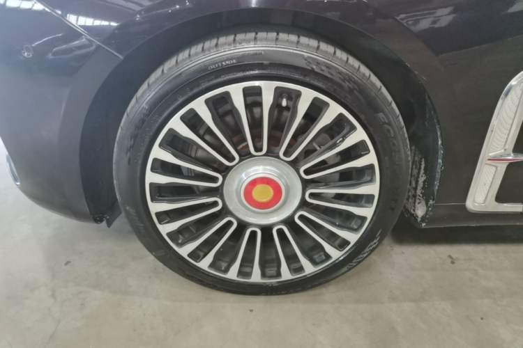 Used Hongqi H9 2020 2.0T Smart Connect Flagship Edition Left Front Wheel Hub