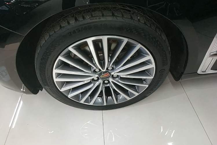 Used Hongqi H9 2020 Revised Version 2.0T Smart Connect Flagship Edition Left Front Wheel Hub