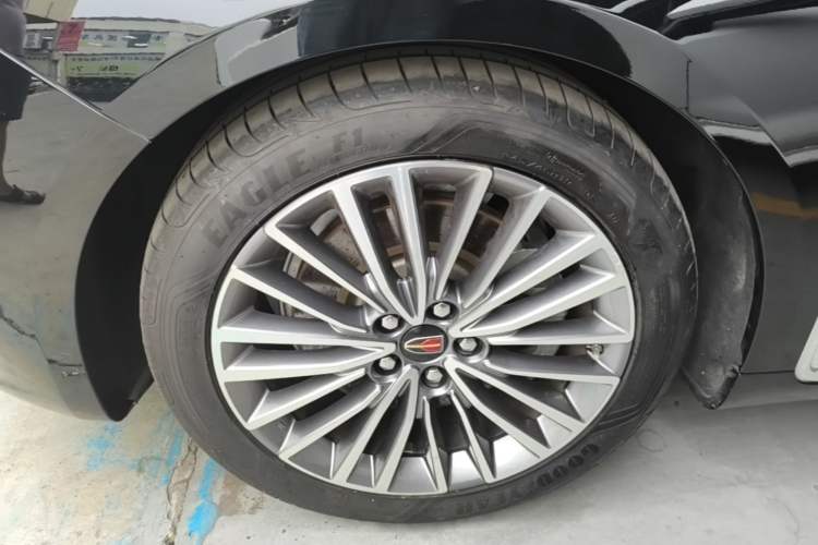 Used Hongqi H9 2020 3.0T Smart Connect Flagship Edition Left Front Wheel Hub
