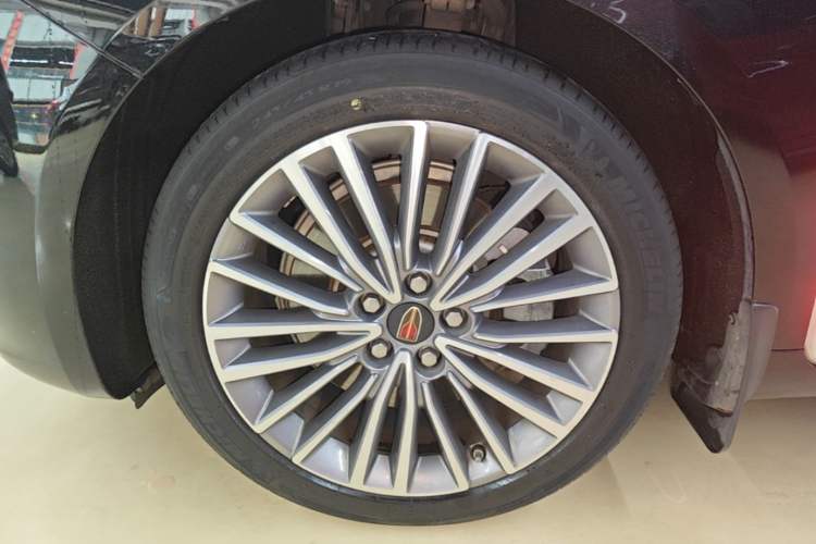 Used Hongqi H9 2020 2.0T Smart Connect Flagship Edition Left Front Wheel Hub