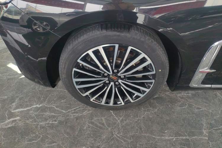 Used Hongqi H9 2020 2.0T Smart Connect Flagship Edition Left Front Wheel Hub