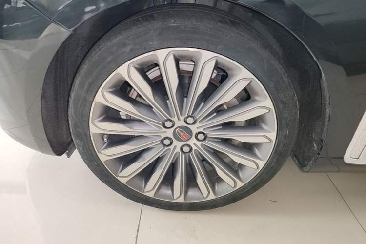 Used Hongqi H9 2020 3.0T Smart Connect Flagship Four-Seat Version Left Front Wheel Hub