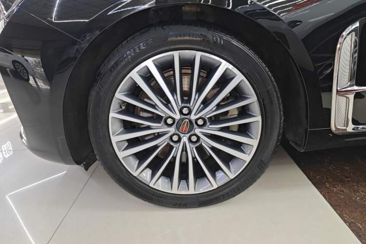 Used Hongqi H9 2020 2.0T Smart Connect Flagship Edition Left Front Wheel Hub