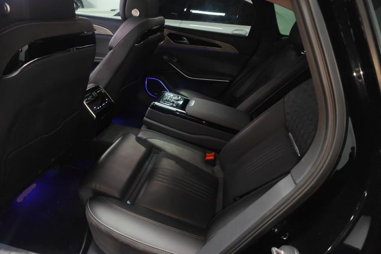 Used Hongqi H9 2020 2.0T Smart Connect Flagship Edition Left Rear Seat