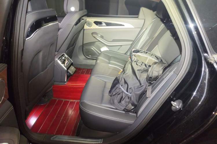 Used Hongqi H9 2020 2.0T Smart Connect Flagship Edition Left Rear Seat