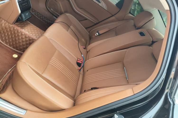Used Hongqi H9 2020 2.0T Smart Connect Flagship Edition Left Rear Seat