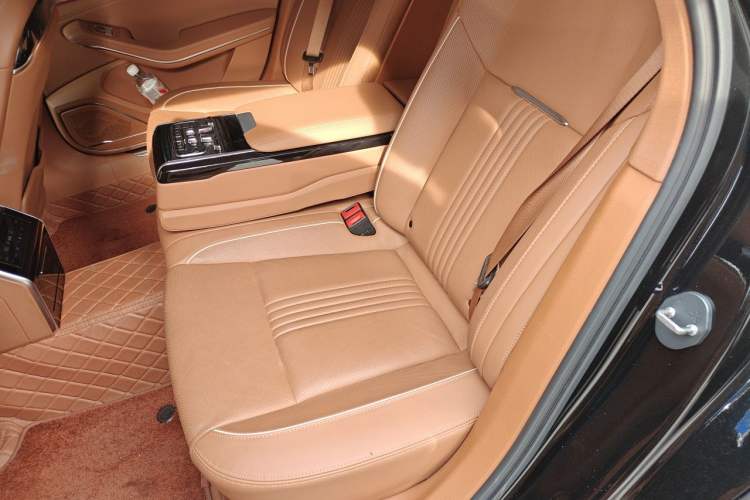 Used Hongqi H9 2020 2.0T Smart Connect Flagship Edition Left Rear Seat