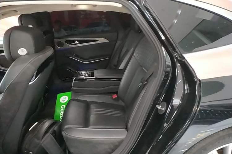 Used Hongqi H9 2020 2.0T Smart Connect Flagship Edition Left Rear Seat