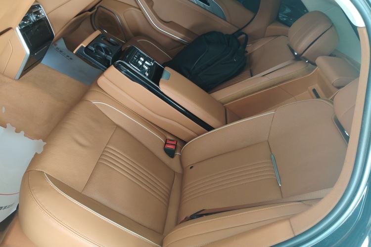 Used Hongqi H9 2020 2.0T Smart Connect Flagship Edition Left Rear Seat