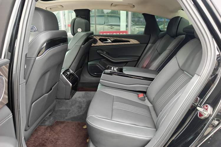 Used Hongqi H9 2020 2.0T Smart Connect Flagship Edition Left Rear Seat