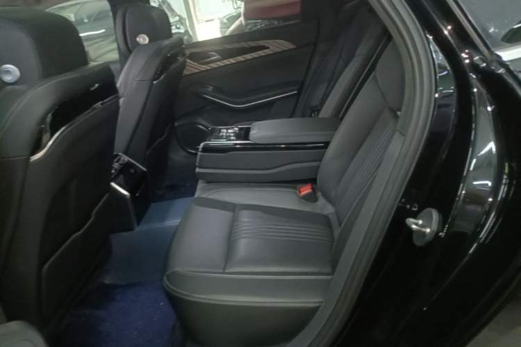 Used Hongqi H9 2020 2.0T Smart Connect Flagship Edition Left Rear Seat