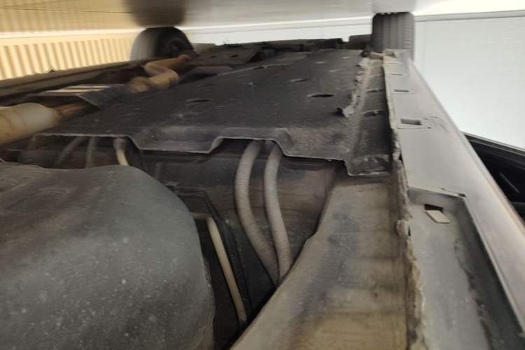 Used Hongqi H9 2020 2.0T Smart Connect Flagship Edition Left Side Sill