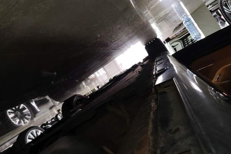 Used Hongqi H9 2020 2.0T Smart Connect Flagship Edition Left Side Sill