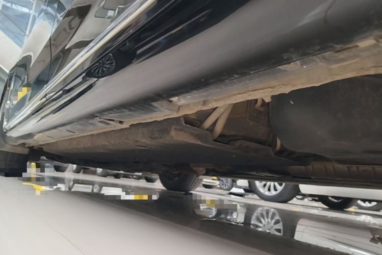 Used Hongqi H9 2020 2.0T Smart Connect Flagship Edition Left Side Sill