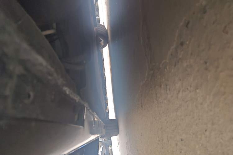 Used Hongqi H9 2020 2.0T Smart Connect Flagship Edition Left Side Sill