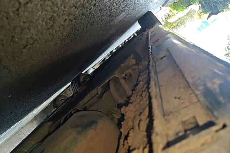 Used Hongqi H9 2020 2.0T Smart Connect Flagship Edition Left Side Sill