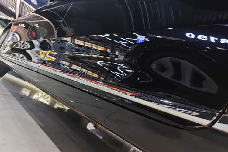 Used Hongqi H9 2020 2.0T Smart Connect Flagship Edition Left Side Sill