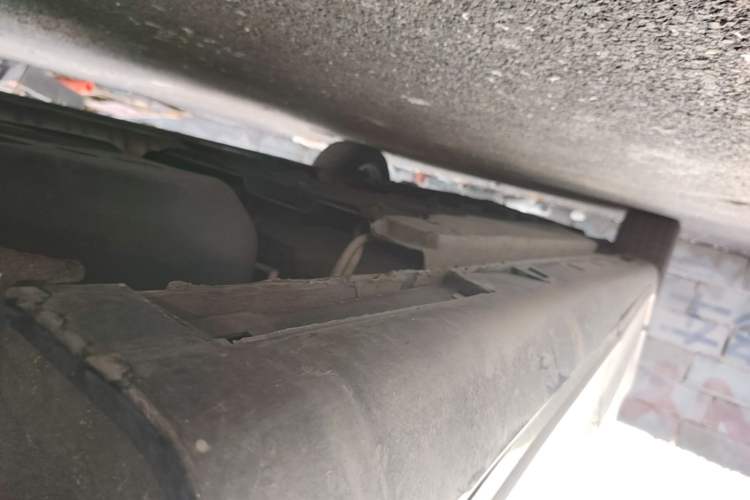 Used Hongqi H9 2020 2.0T Smart Connect Flagship Edition Left Side Sill