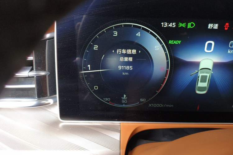 Used Hongqi H9 2020 2.0T Smart Connect Flagship Edition Odometer Close Up