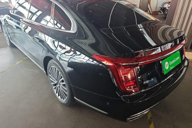 Used Hongqi H9 2020 2.0T Smart Connect Flagship Edition Rear Left 45 Deg