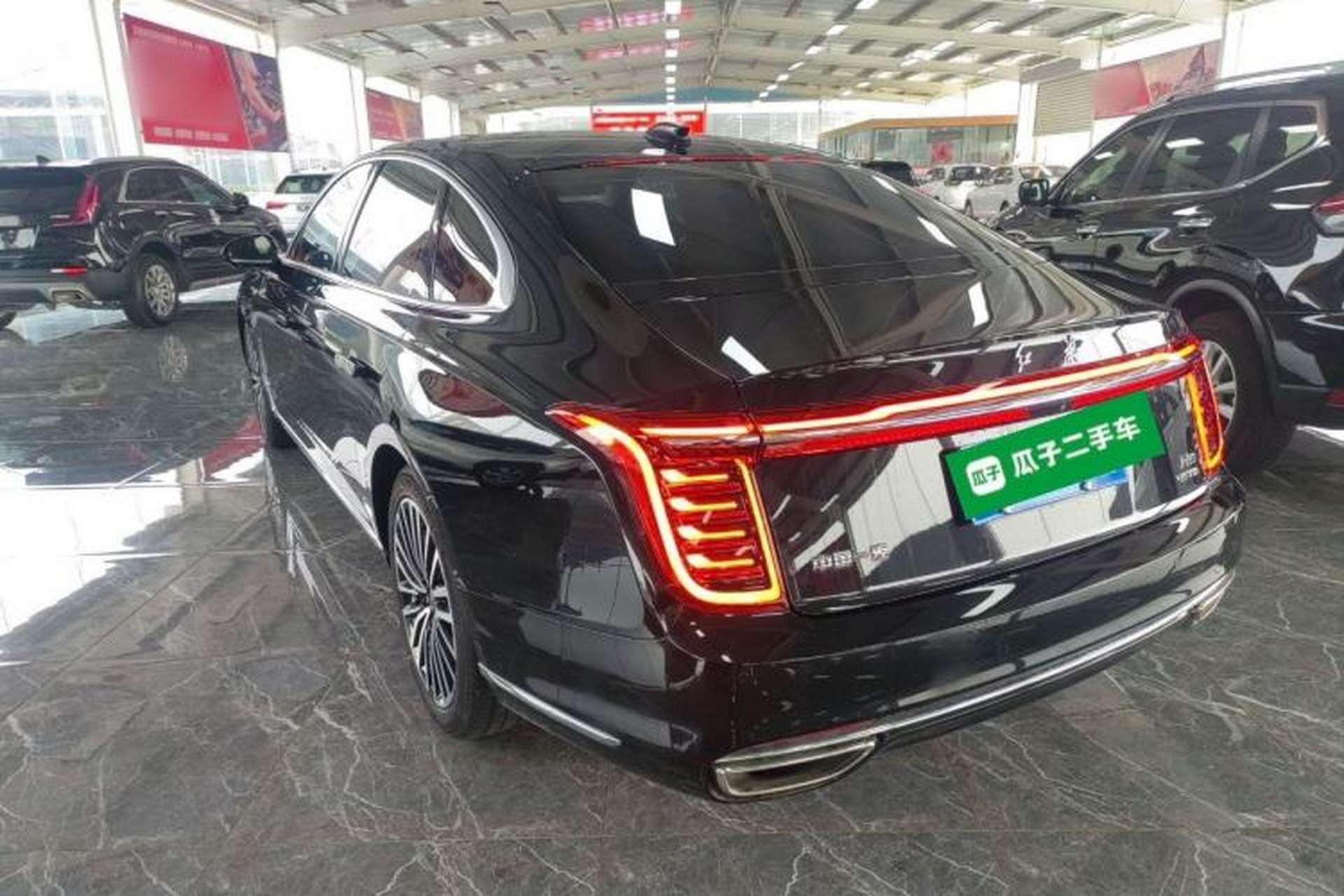 Used Hongqi H9 2020 2.0T Smart Connect Flagship Edition Rear Left 45 Deg