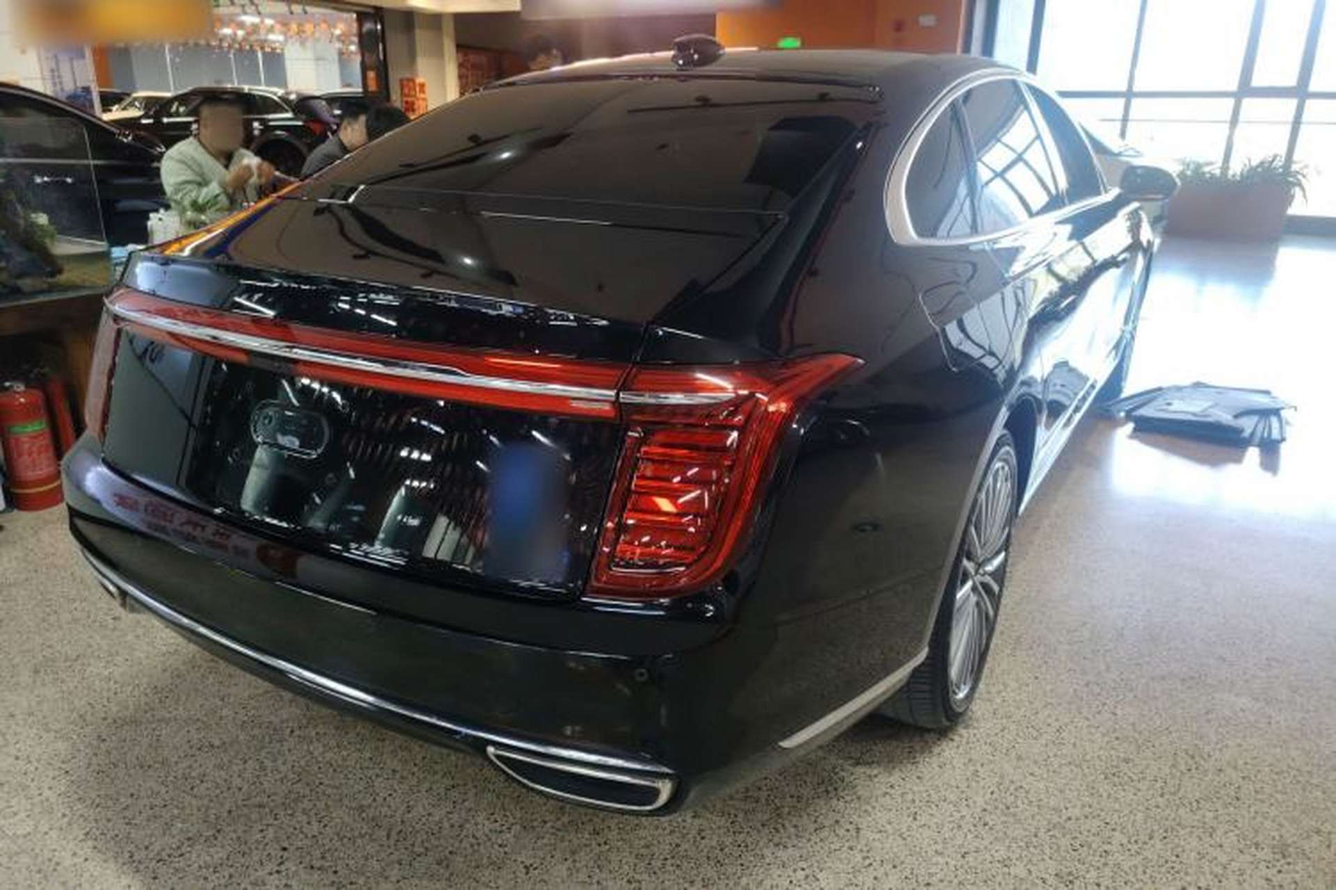 Used Hongqi H9 2020 2.0T Smart Connect Flagship Edition Rear Right 45 Deg