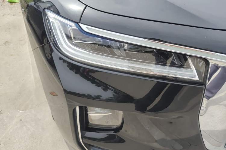 Used Hongqi H9 2020 2.0T Smart Connect Flagship Edition Right Front Headlight