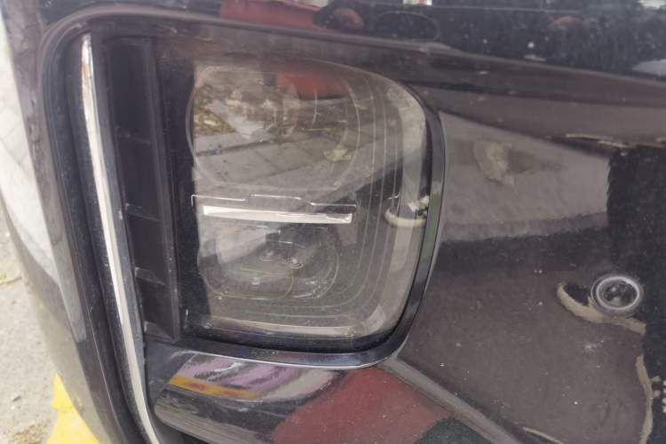 Used Hongqi H9 2020 2.0T Smart Connect Flagship Edition Right Front Headlight