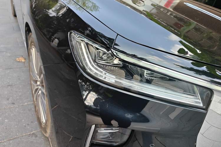 Used Hongqi H9 2020 2.0T Smart Connect Flagship Edition Right Front Headlight