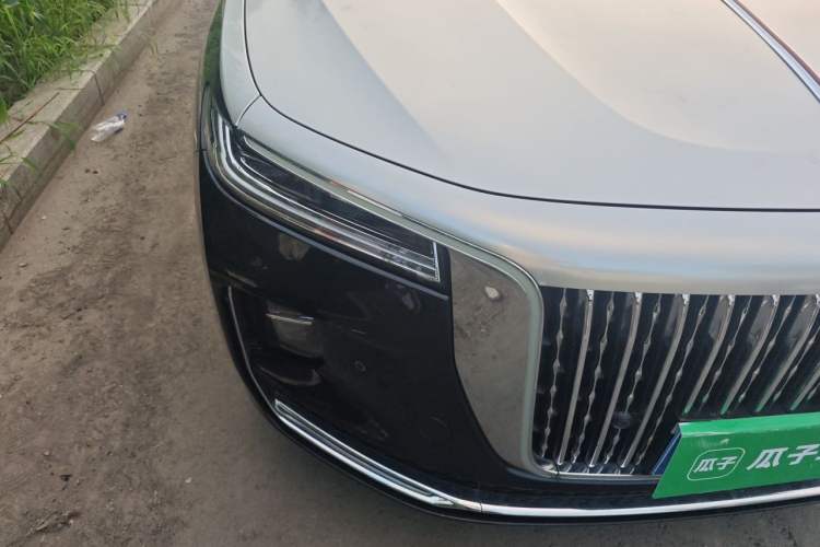Used Hongqi H9 2020 2.0T Smart Connect Flagship Edition Right Front Headlight