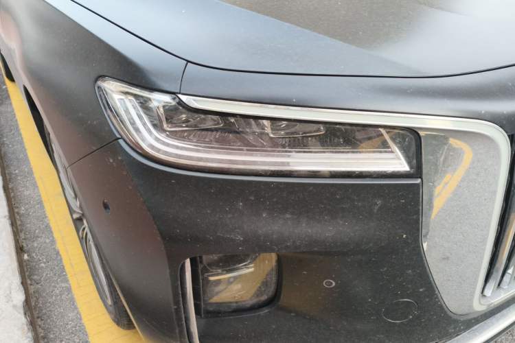 Used Hongqi H9 2020 2.0T Smart Connect Flagship Edition Right Front Headlight