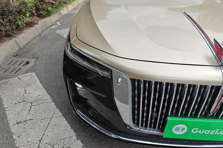Used Hongqi H9 2020 2.0T Smart Connect Flagship Edition Right Front Headlight