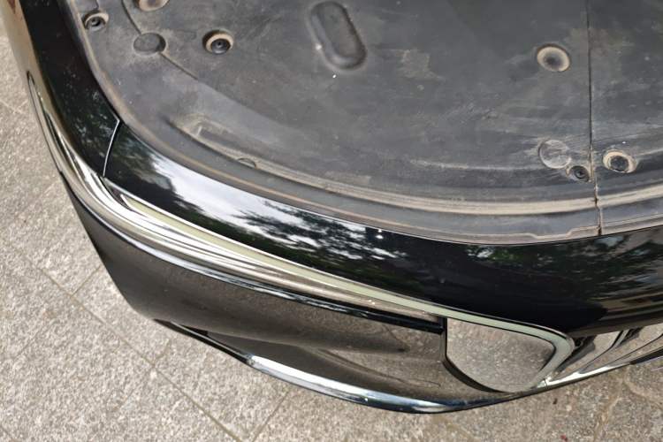 Used Hongqi H9 2020 2.0T Smart Connect Flagship Edition Right Front Headlight