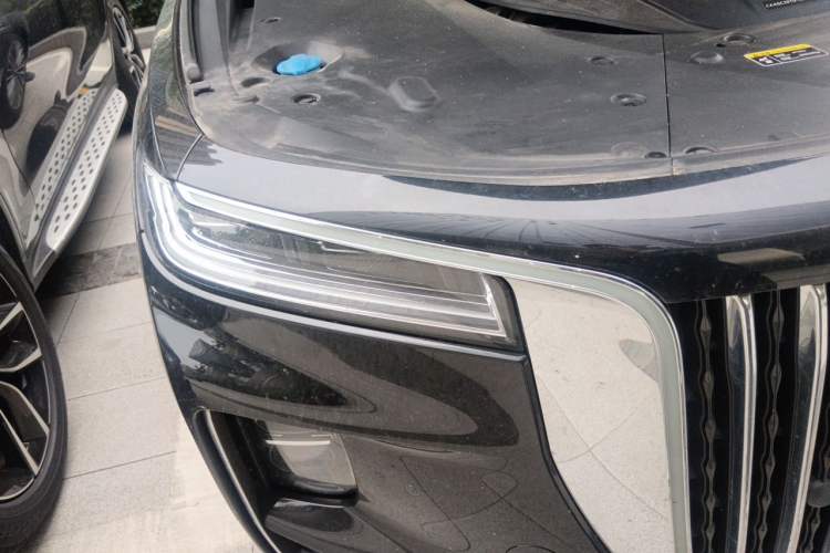 Used Hongqi H9 2020 2.0T Smart Connect Flagship Edition Right Front Headlight